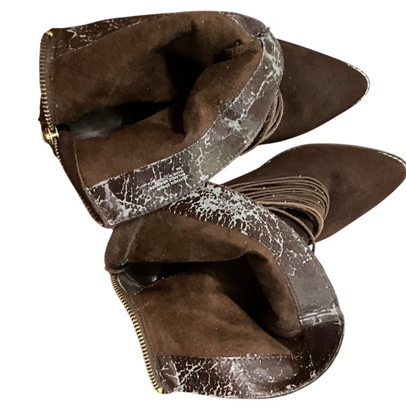 Kelsi Dagger Zena Suede Western Fringed Heeled Bootie - Picture 7 of 11